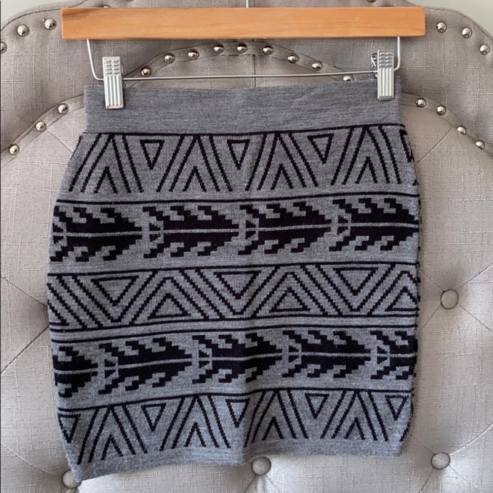 Aztec pattern pencil skirt